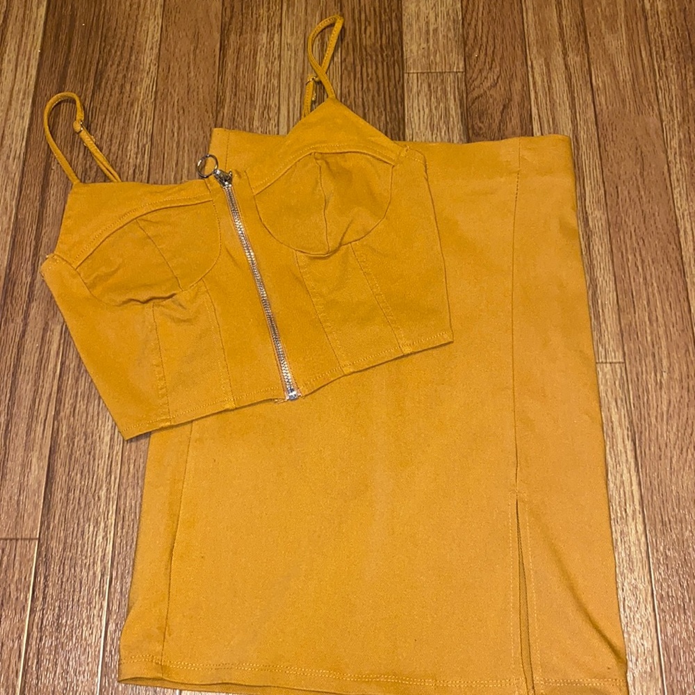 two pieces set
